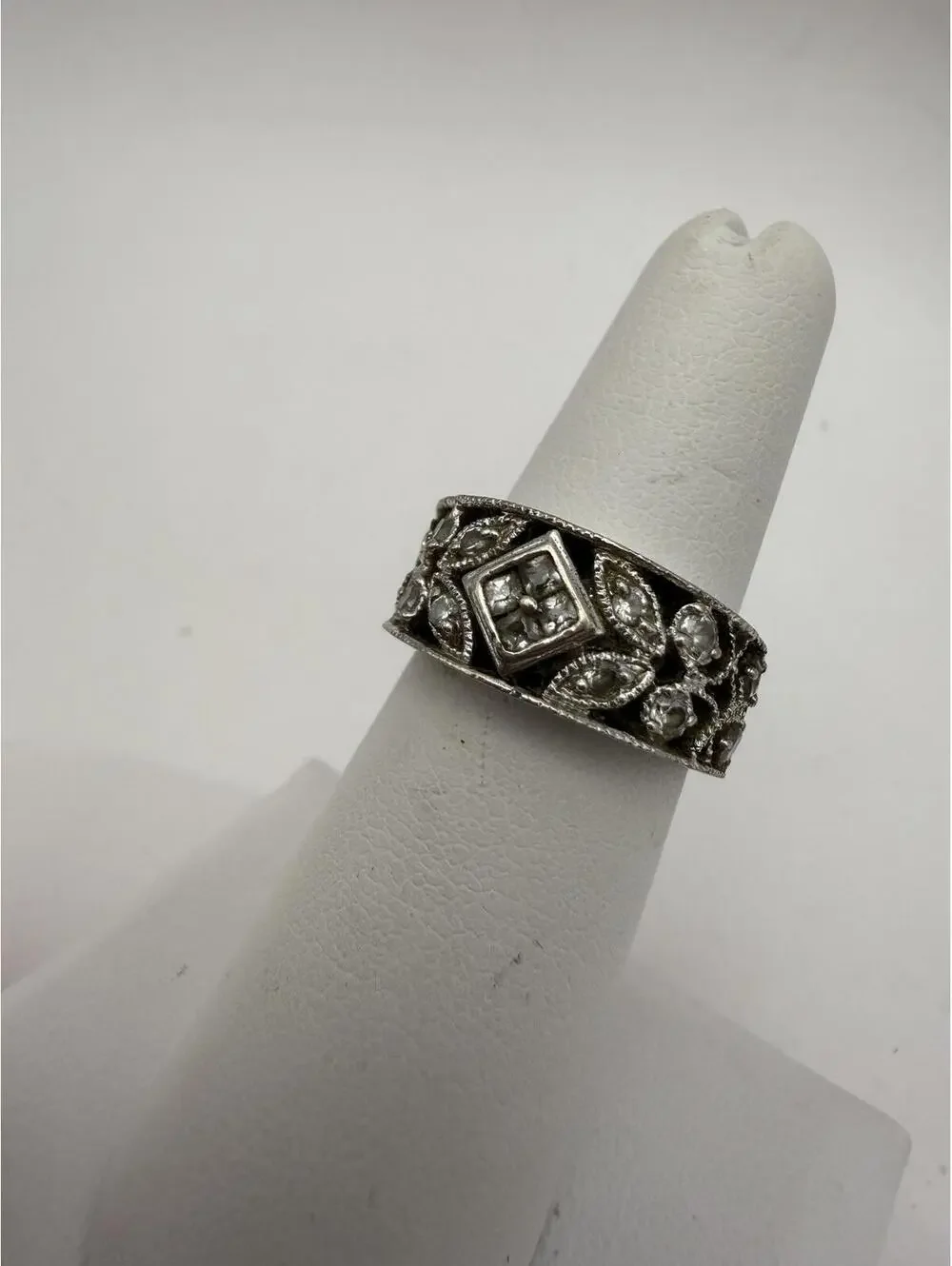 Vintage Silver  Decorative Ring with Clear Stones Size 5.75